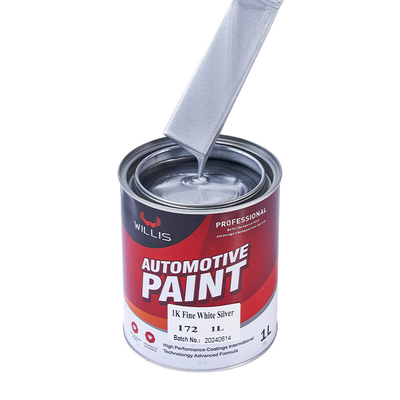 Peinture automobile métallique à faible teneur en argent Peinture automobile métallique à haute teneur en matières premières industrielles solides Peinture à pulvérisation acrylique laque Peinture automobile métallique