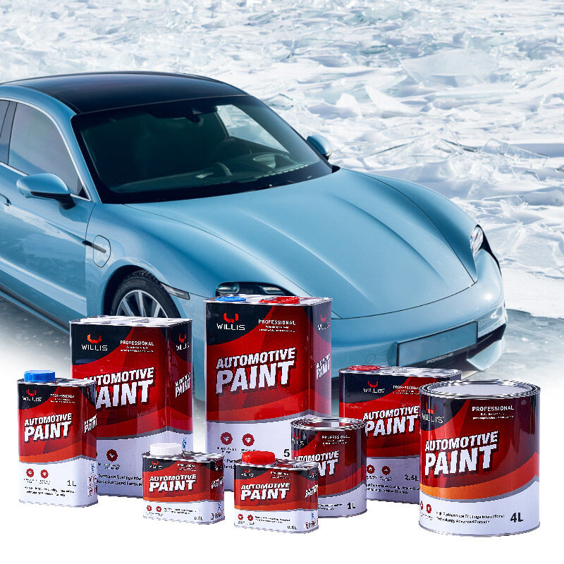 La peinture de voiture et de bateau avec application de spray