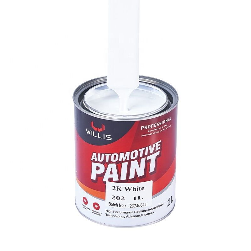 Fabrication de formules professionnelles créant un corps parfait avec une peinture automobile 2K de premier ordre